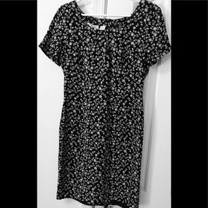 Ann Taylor vintage dress 💯% silk lining